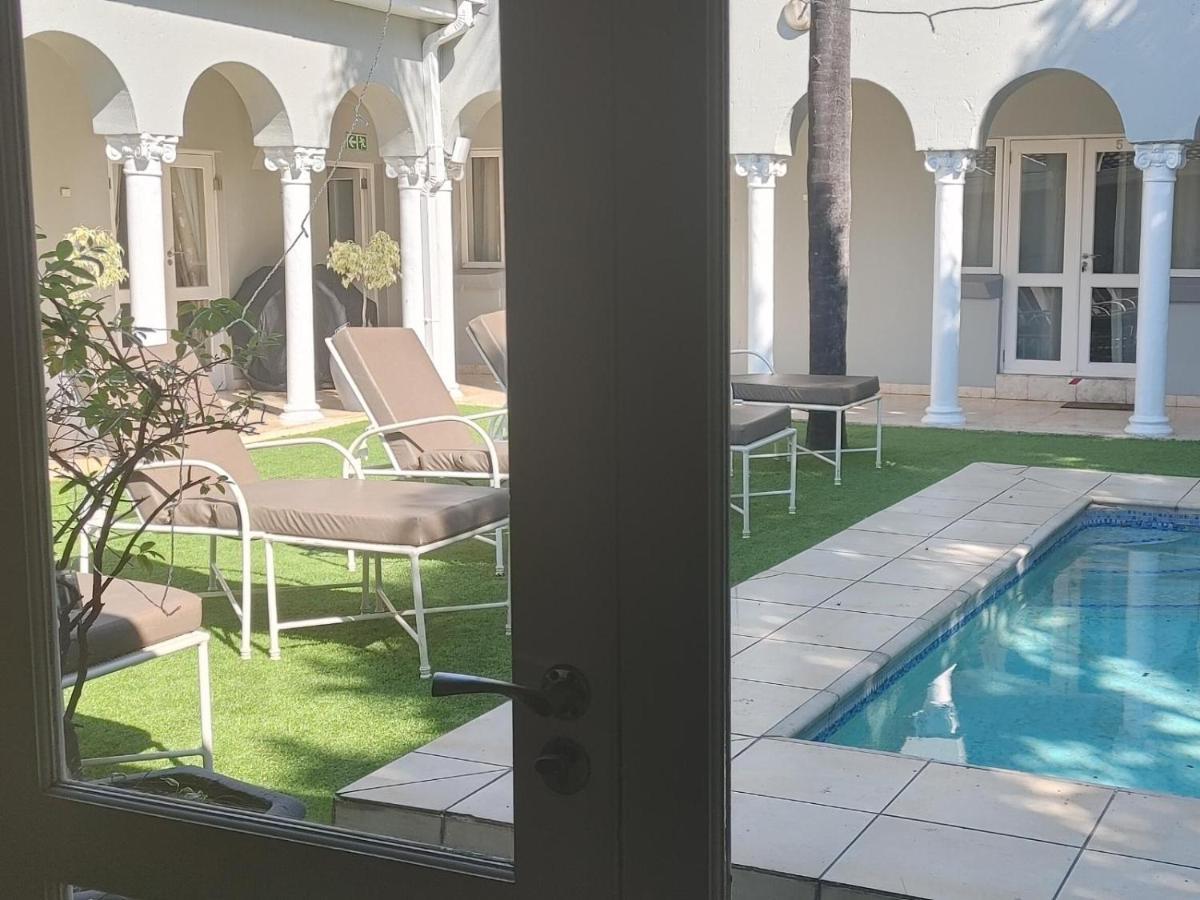 131 on Herbert Baker Boutique Hotel Pretoria-Noord Extérieur photo